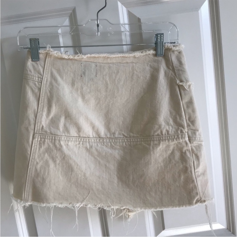 Cream Frayed Wrap Skirt raw edge BDG/UO - Picture 6 of 7